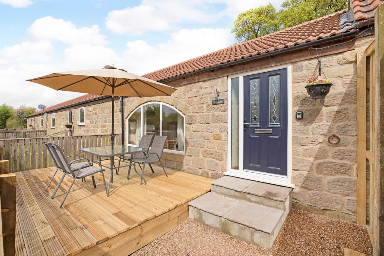 Tom'S Cabin Knaresborough Exterior photo